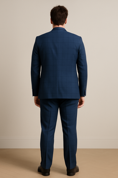 Vue de dos d’un costume homme bleu à carreaux  coupe ajustée et finitions impeccables, confection turque de qualité.