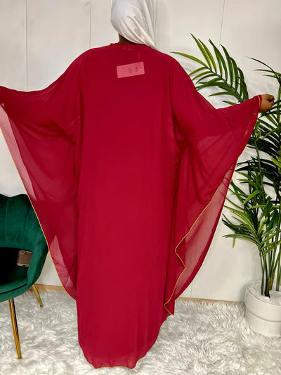 Abaya brodée avec cape transparente – Élégance et raffinement