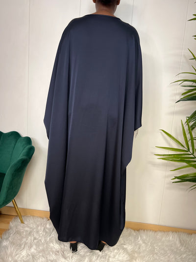 Abaya Satinée Louna – Broderies Fines & Franges Argentées (Du 34 au 64+)