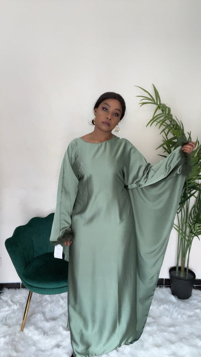 Abaya plume avec cape