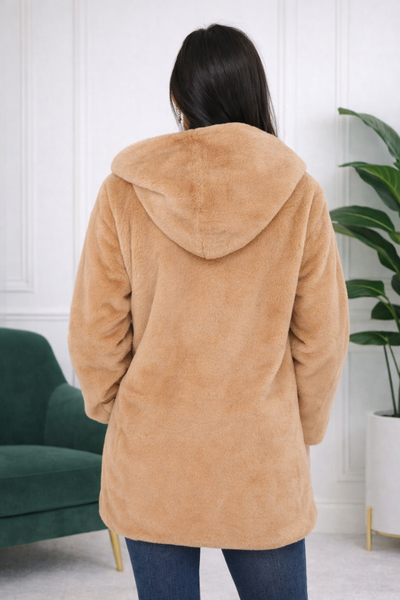 Manteau en fourrure synthétique à capuche – Taille unique