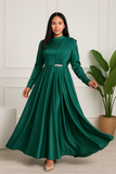 Hafsoit Mode – Robe longue satinée verte émeraude – Tenue de soirée élégante femme – Manches longues – Décolleté strassé – Idéale pour femmes voilées