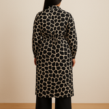 Ensemble femme imprimé girafe noir et beige – vue de dos