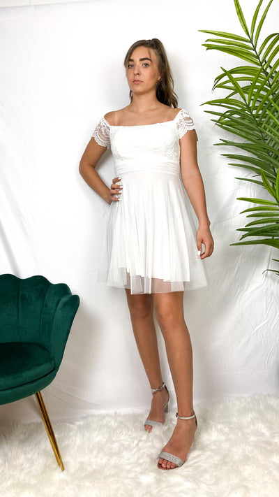 Robe de soirée courte dentelle et tulle Sienna