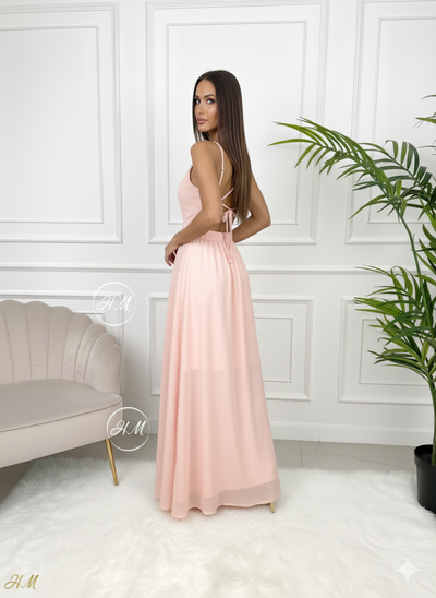 Robe de cocktail longue rose poudré, vue de côté.