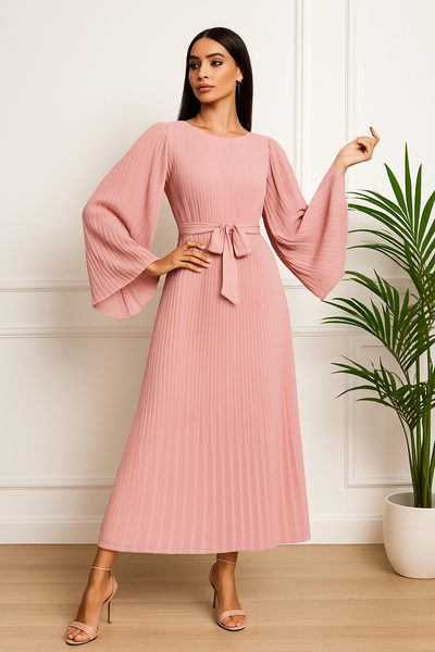 Robe longue plissée rose élégante avec ceinture assortie – tenue chic femme Hafsoit Mode