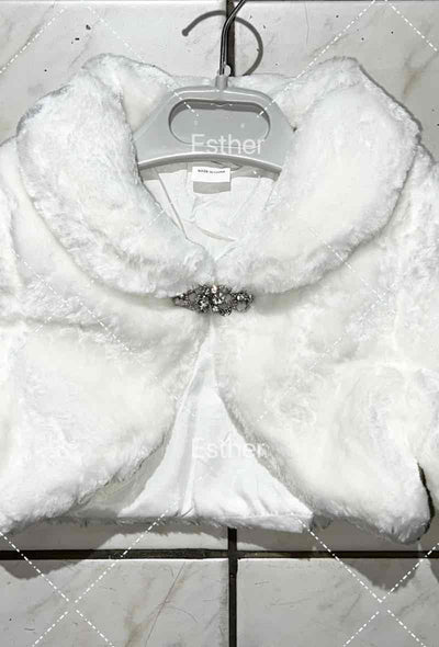 Boléro blanc pour petite fille en fourrure