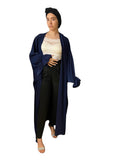 Gilet long style Abaya en soie de Médine bleu marine : la nouvelle tendance mode