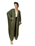 gilet long style Abaya vert kaki en soie de Médine : élégance et confort