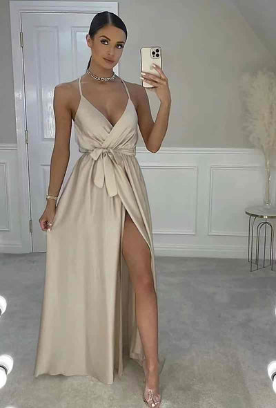 Robe de cocktail  longue satinée Mina